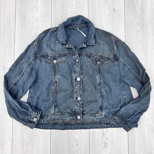 Free People Women's Lightweight Chambray Dark Blue Jean Jacket Size XS